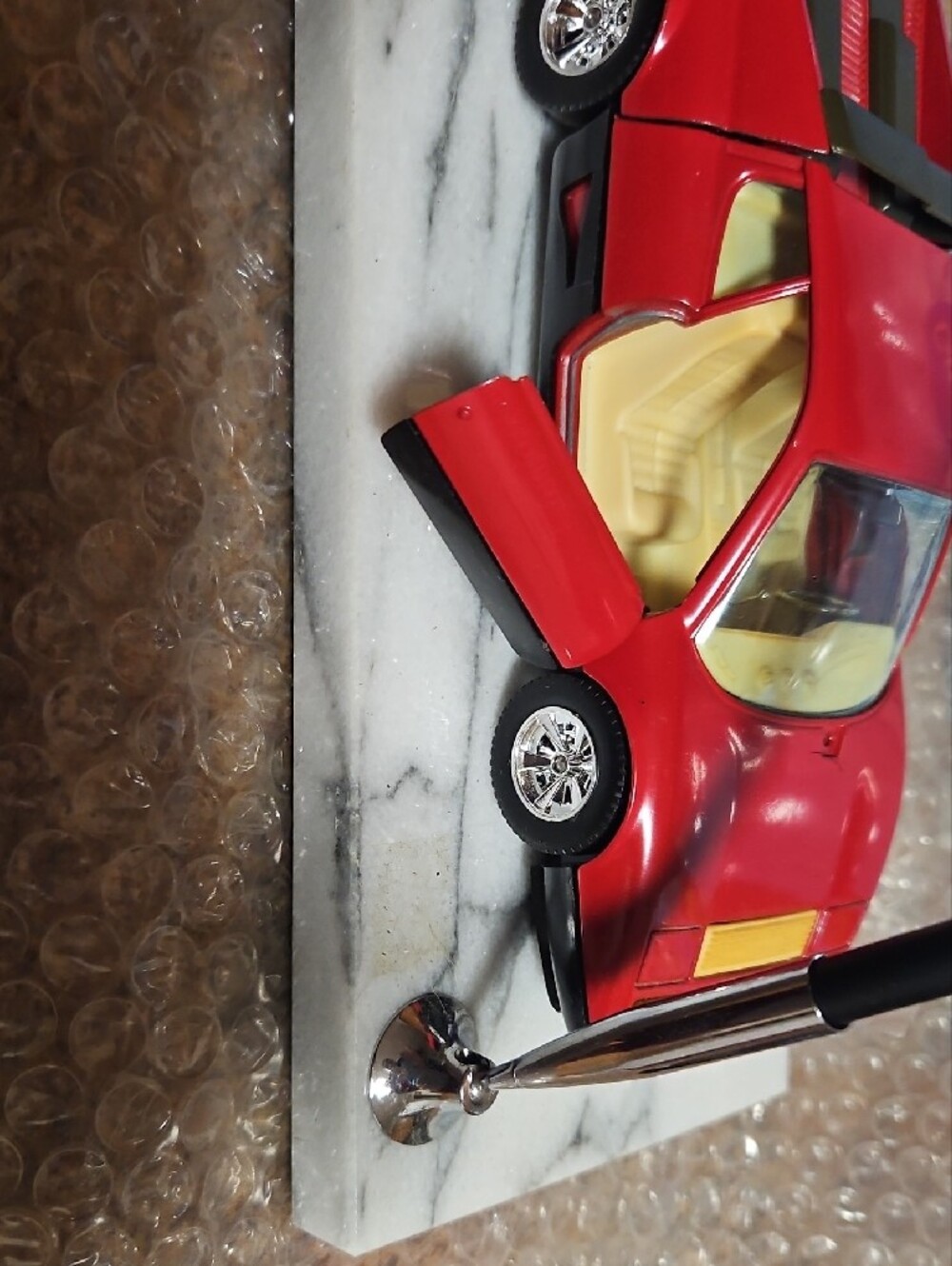 Ferrari - Picture 5 of 12